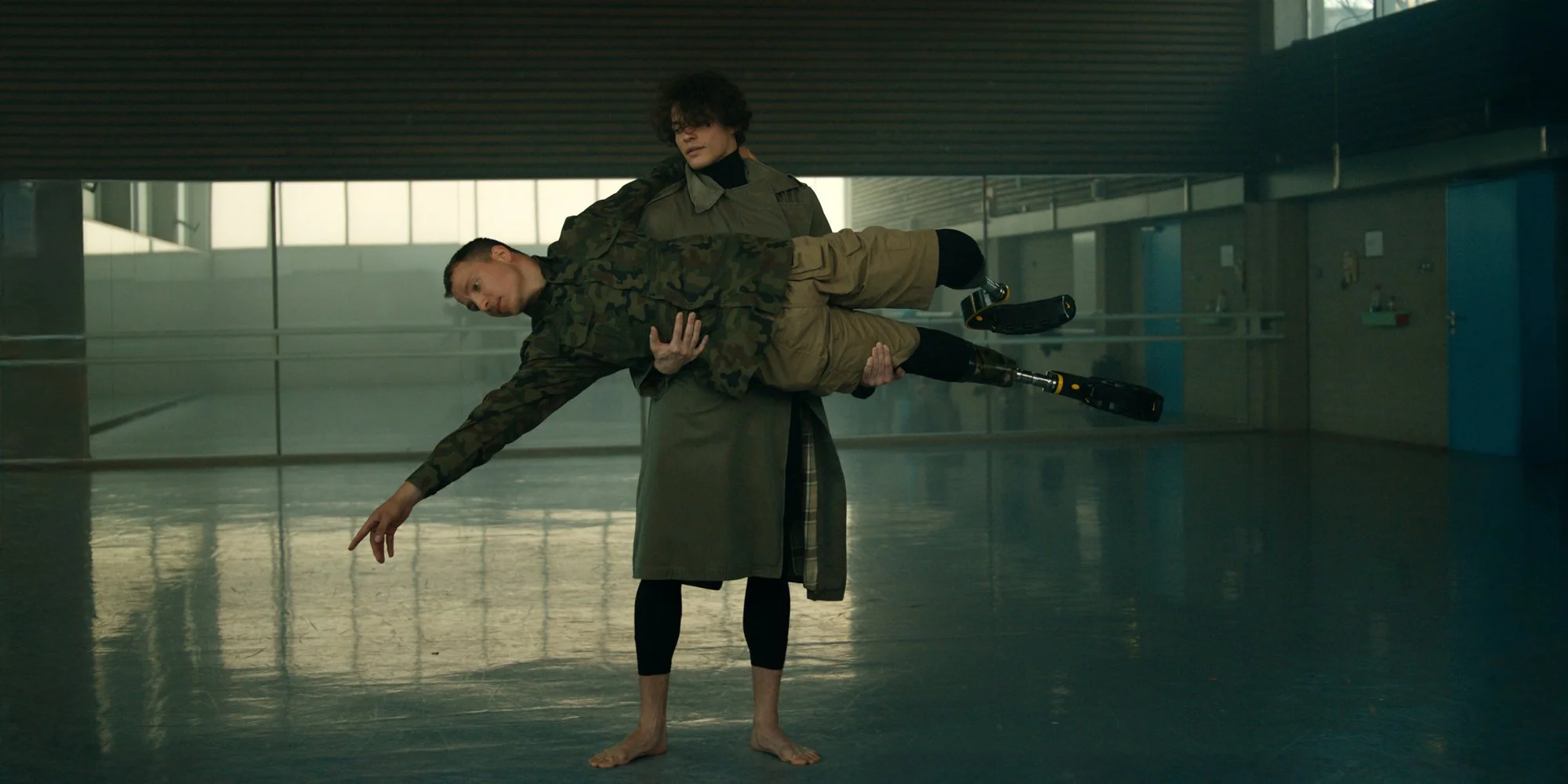 ‘Front Row’: World Premiere at DOC NYC 2024 – [Exclusive] Interview with Director Miriam Guttmann